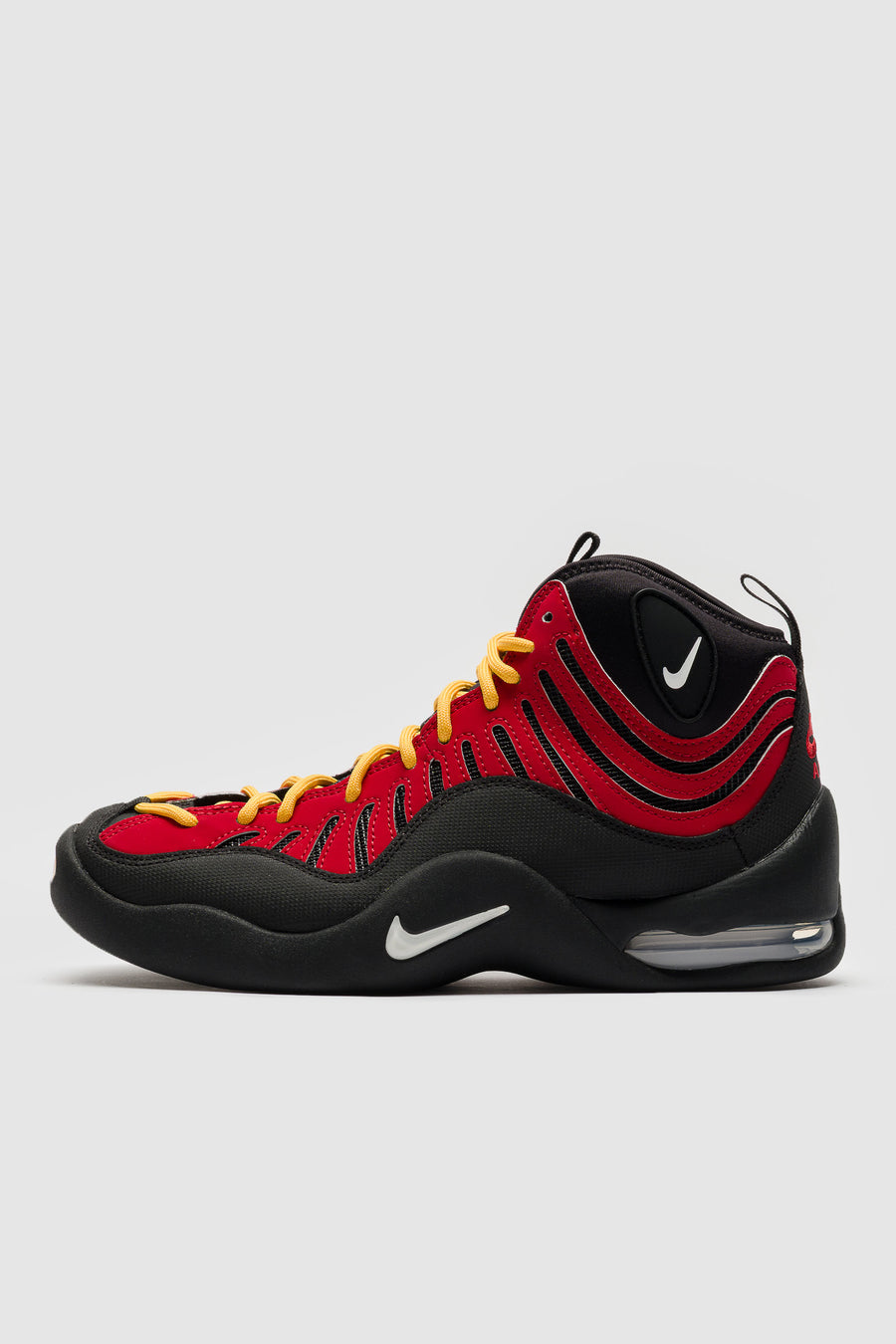 Nike Air Bakin High SP Sneaker in Varsity Red/White/Varsity Maize/Black - Notre