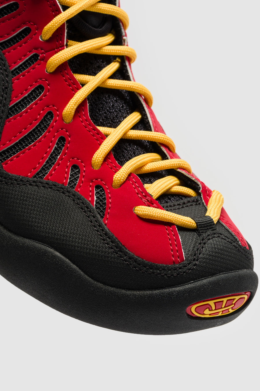 Nike Air Bakin High SP Sneaker in Varsity Red/White/Varsity Maize/Black - Notre