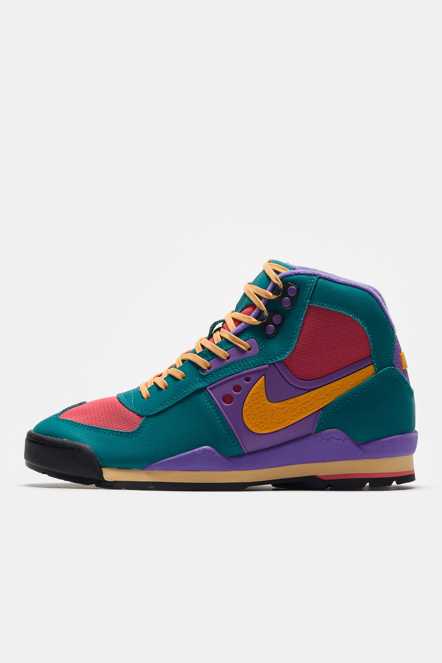 Nike Air Baltoro SP Boot in Bright Spruce/Kumquat/Fruit Punch - Notre
