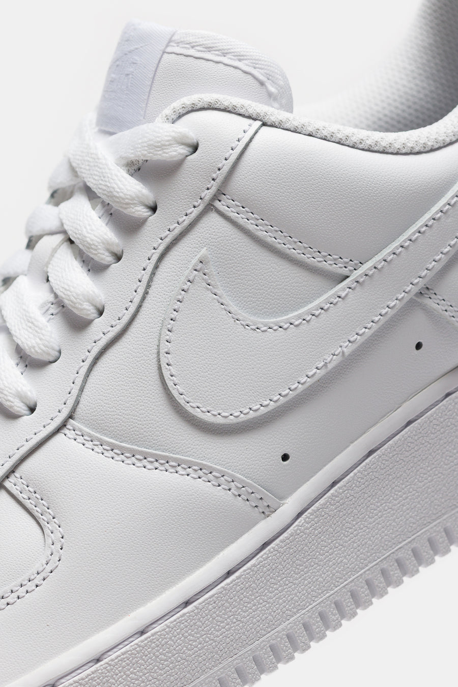 Nike Air Force 1 '07 Sneaker in White/White - Notre