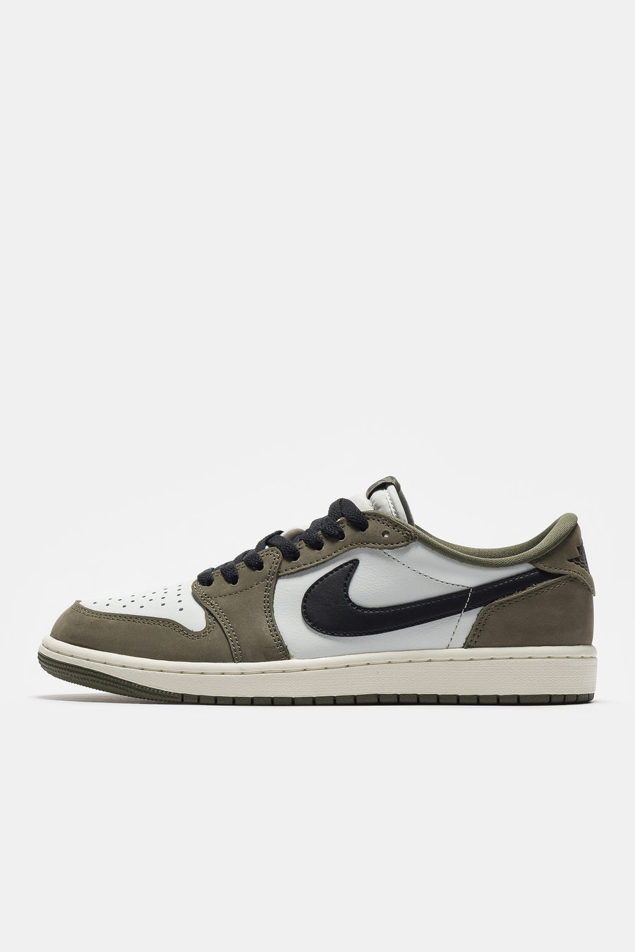Jordan Air Jordan 1 Retro Low Sneaker in Medium Olive/Black/Summit White/Sail - Notre
