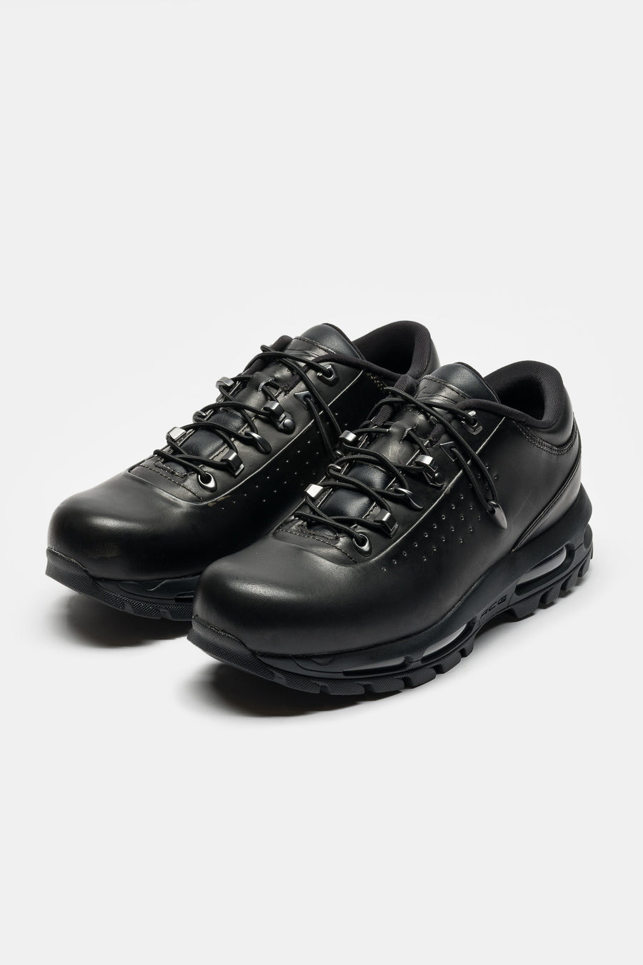 Nike Air Max Goadome Low SP Boot in Black/Metallic Silver/Pale Citron - Notre