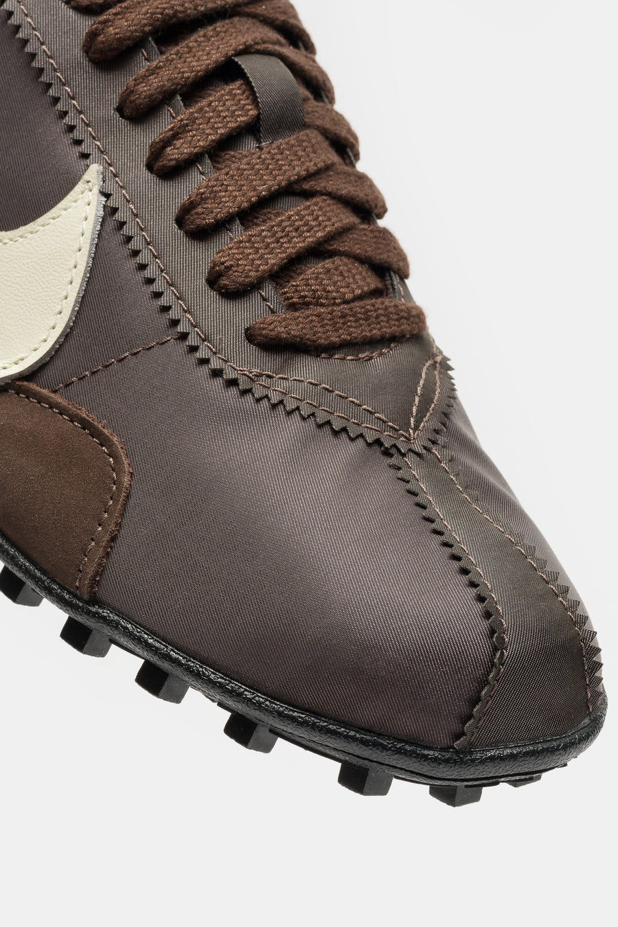 Nike Moon Shoe OG Sneaker in Baroque Brown/Cashmere/Black - Notre