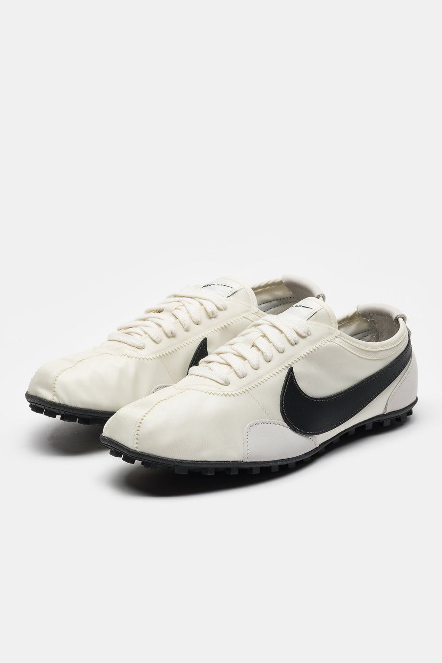Nike Moon Shoe OG Sneaker in Sail/Black - Notre