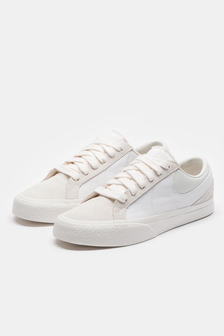 Nike Blazy Sneaker in White/Summit White/Sail - Notre
