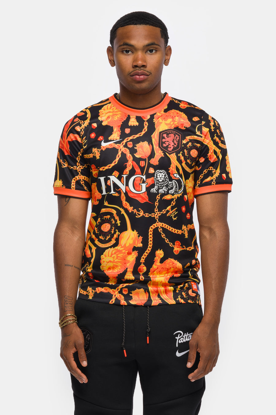 Nike Patta x Netherlands Academy Pro Soccer Top in Black/White - Notre