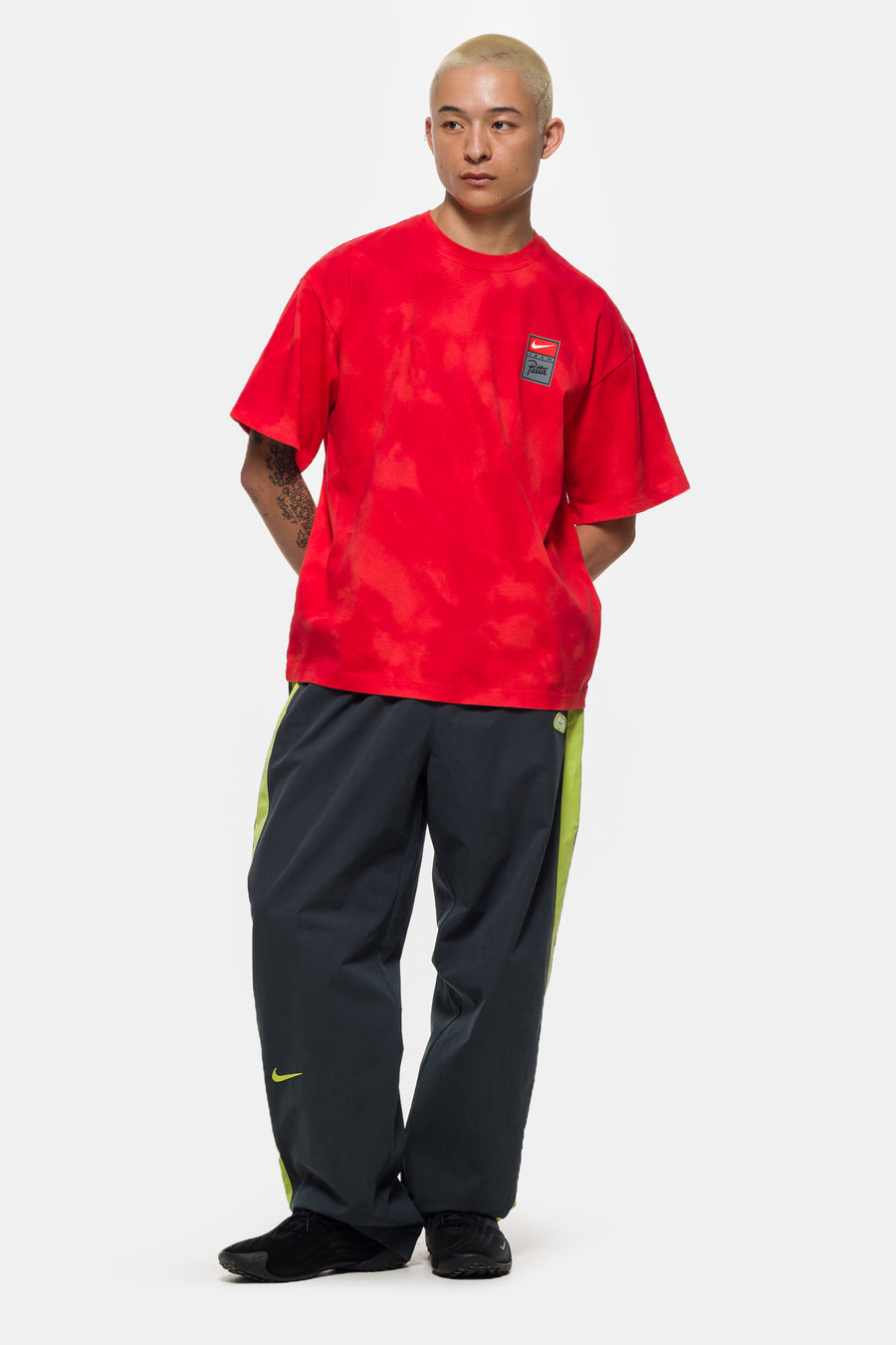 Nike Patta T-Shirt in Rush Red/University Red/Gym Red - Notre
