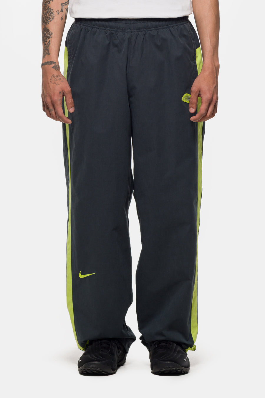 Nike Patta Track Pant in Black/Cyber - Notre