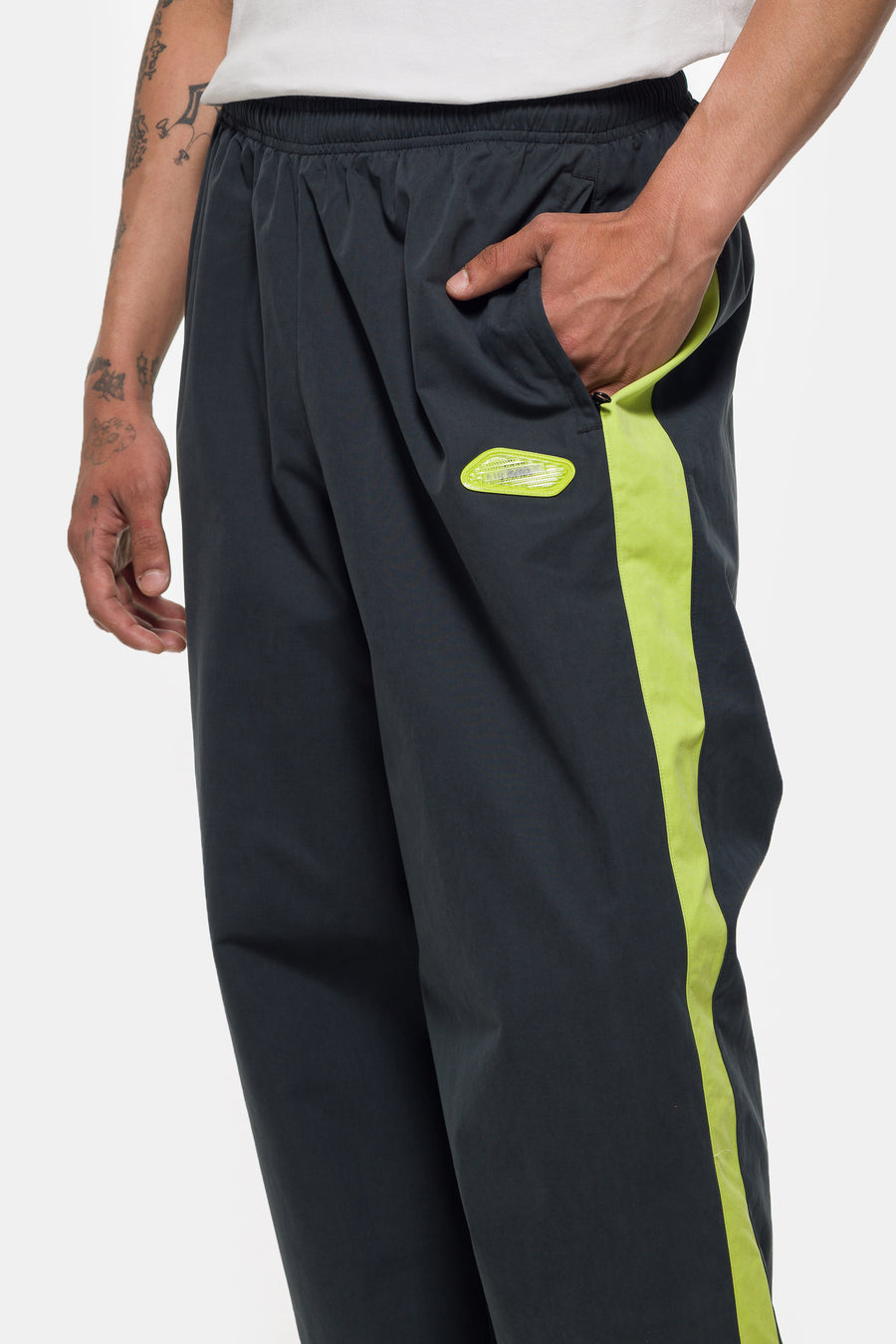 Nike Patta Track Pant in Black/Cyber - Notre