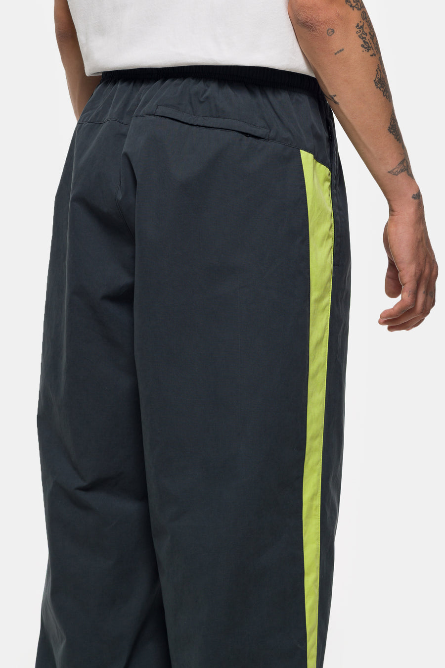 Nike Patta Track Pant in Black/Cyber - Notre