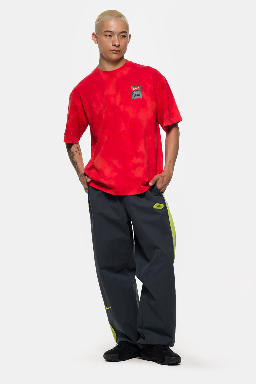 Nike Patta Track Pant in Black/Cyber - Notre