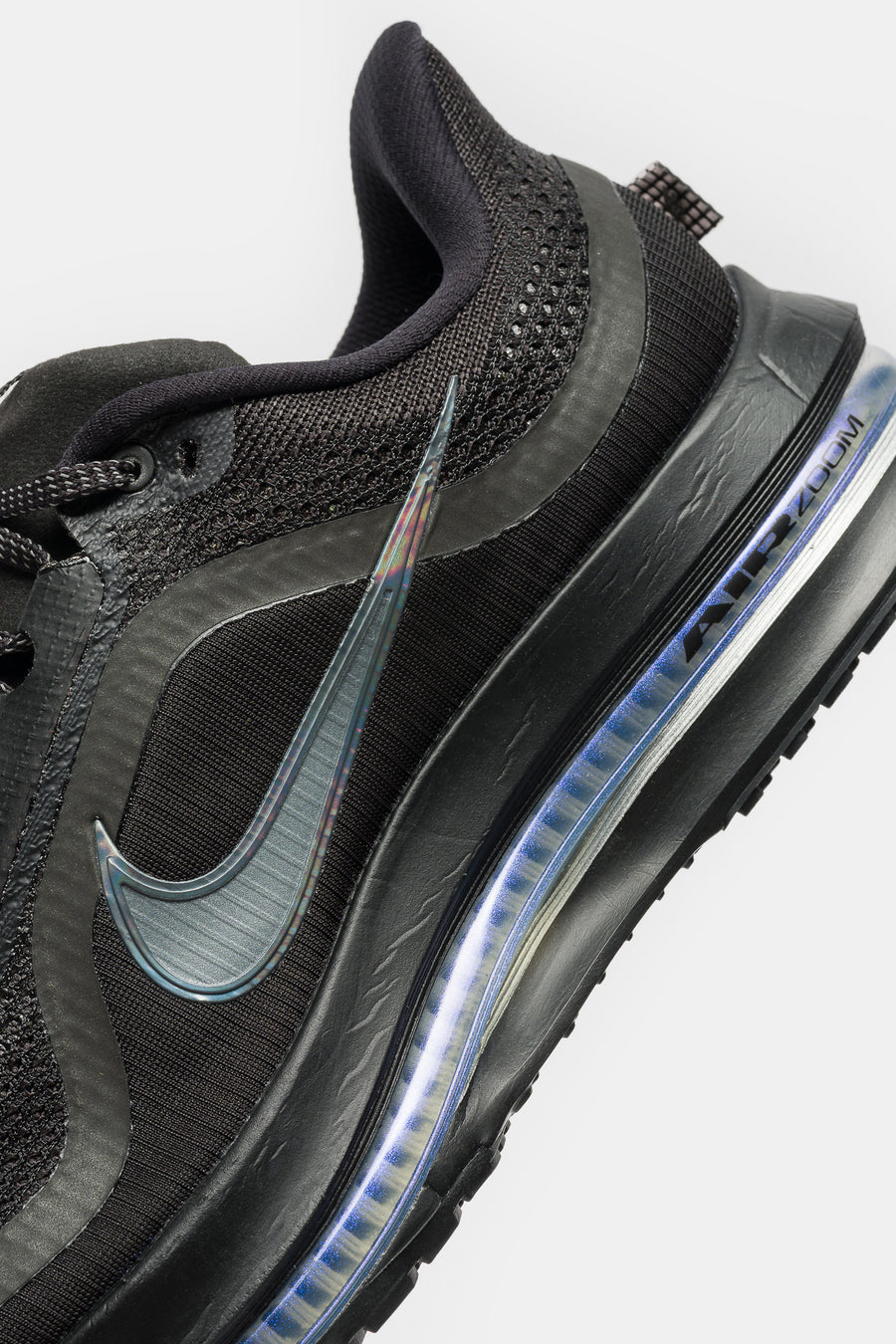 Nike Pegasus Premium Sneaker in Black/Black/Metallic Silver - Notre