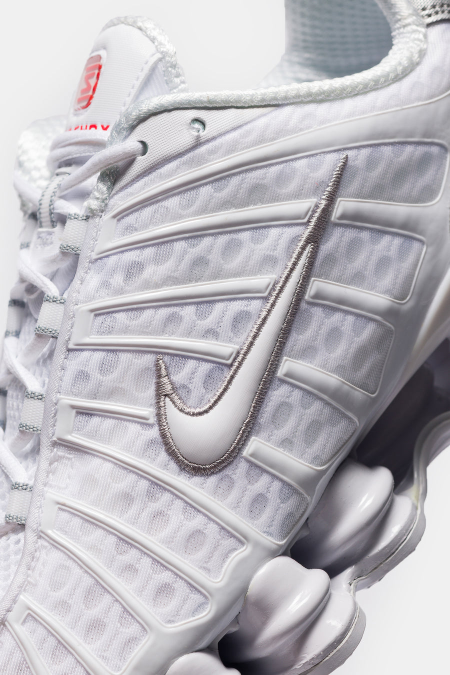 Nike Shox TL Sneaker in White/White/Metallic Silver - Notre