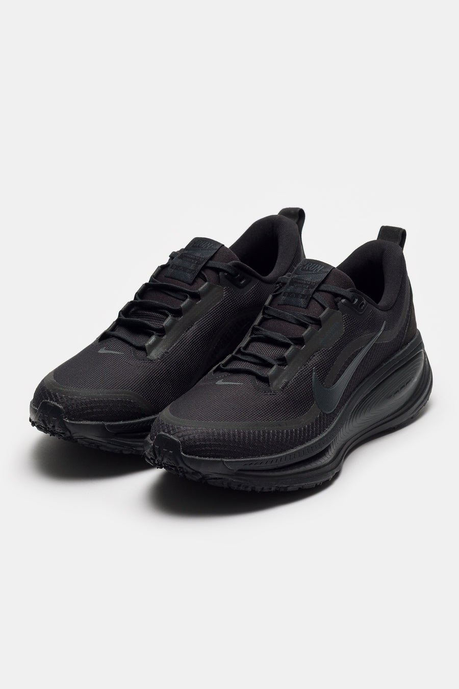 Nike Vomero 18 Gore-Tex Sneaker in Black/Anthracite - Notre