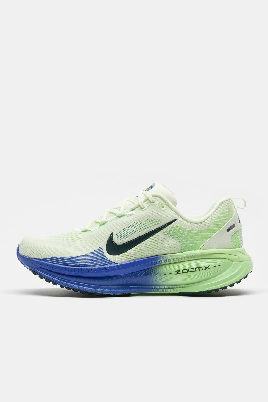 Nike Vomero 18 Sneaker in White/Black Spruce/Volt Tint/Sapphire - Notre
