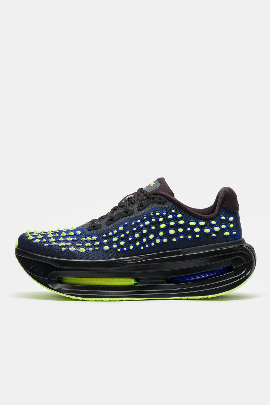 Nike Vomero Premium Sneaker in Black/Volt Glow/Rush Violet/Black - Notre