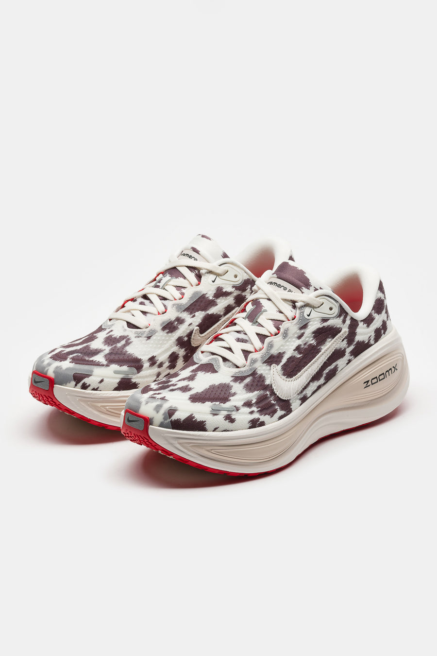 Nike Vomero Plus Sneaker in Sail/University Red/Lt Orewood Brown - Notre