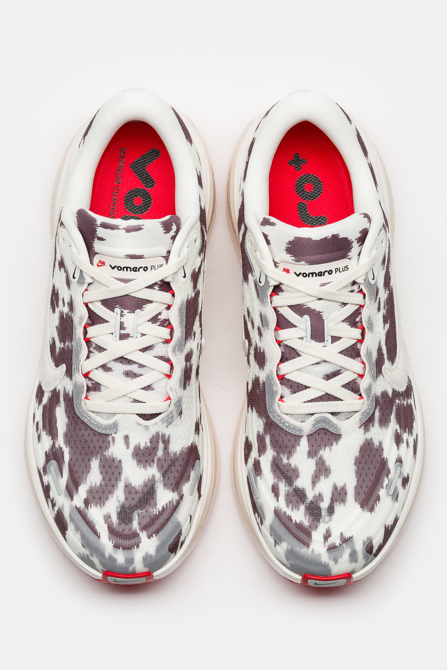 Nike Vomero Plus Sneaker in Sail/University Red/Lt Orewood Brown - Notre