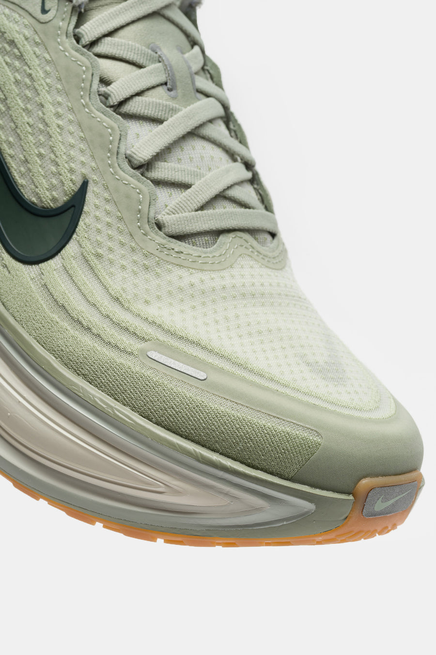 Nike Vomero Plus Sneaker in Jade Horizon/Black Spruce/Sail - Notre
