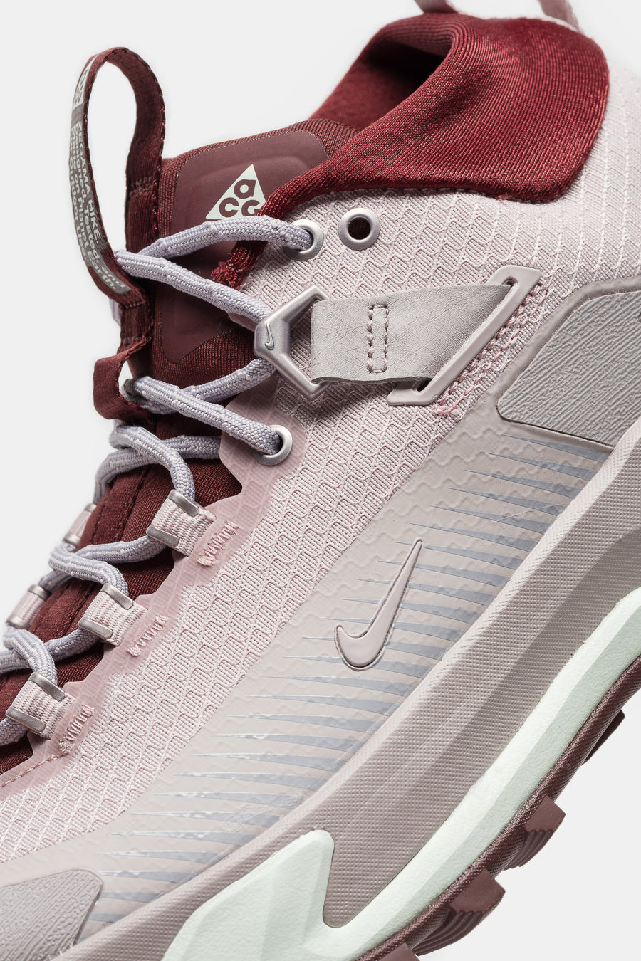 Nike ACG Zegama Hike Sneaker in Platinum Violet/Platinum Violet - Notre