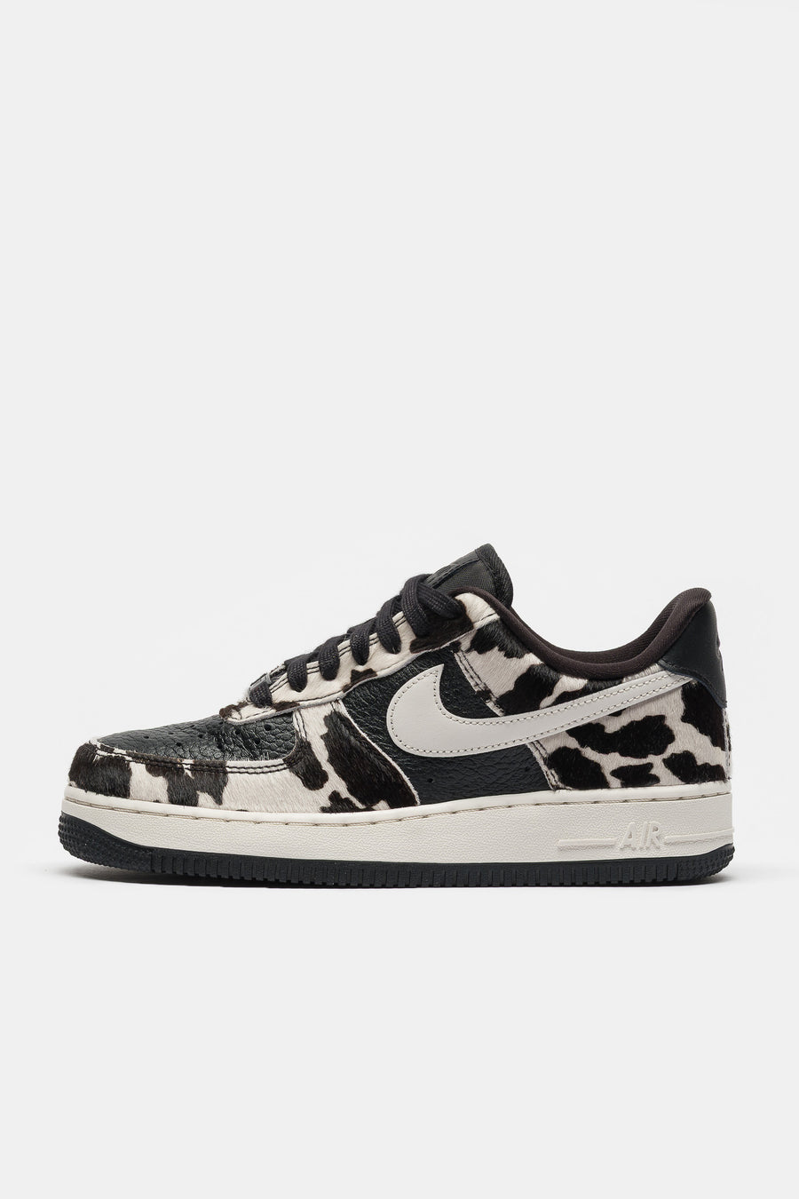 Nike Air Force 1 '07 Sneaker in Black/Phantom/Black - Notre