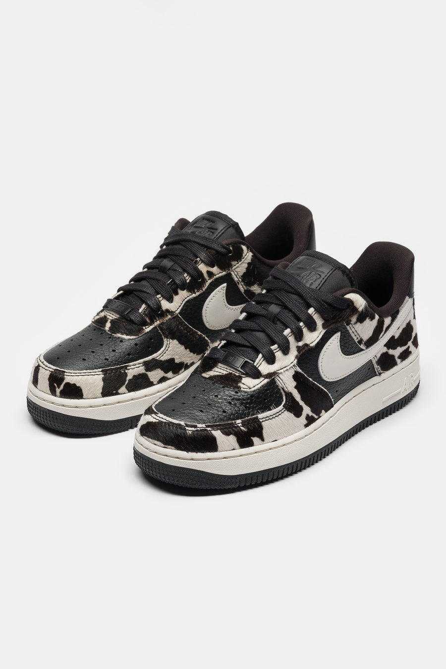 Nike Air Force 1 '07 Sneaker in Black/Phantom/Black - Notre