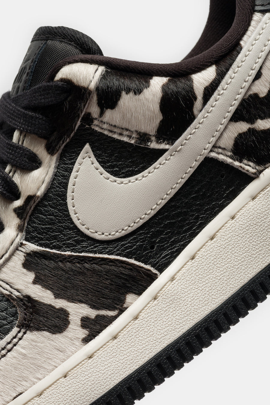 Nike Air Force 1 '07 Sneaker in Black/Phantom/Black - Notre