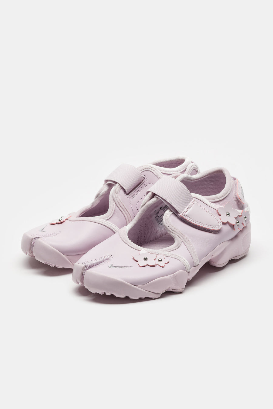 Nike Air Rift Florette Sneaker in Bleached Lilac/Metallic Silver/ Wolf Grey - Notre