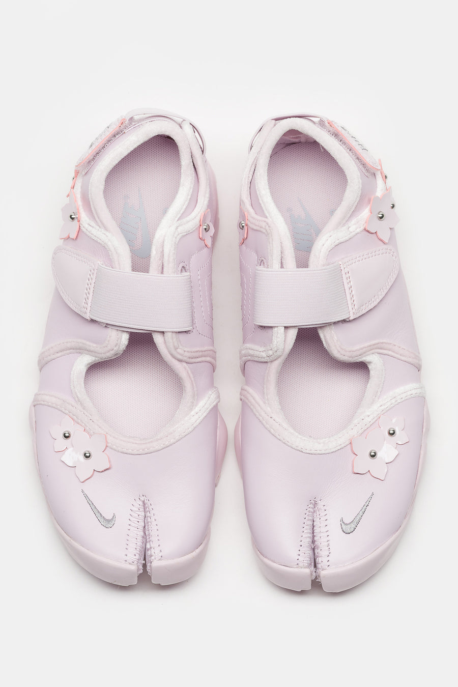 Nike Air Rift Florette Sneaker in Bleached Lilac/Metallic Silver/ Wolf Grey - Notre