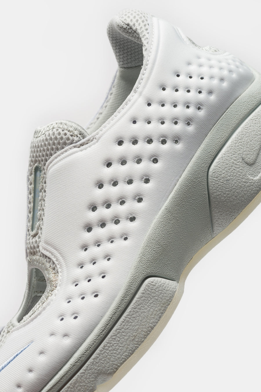 Nike Air Rift 2 Sneaker in Summit White/Ice Blue/Swan/Light Silver - Notre