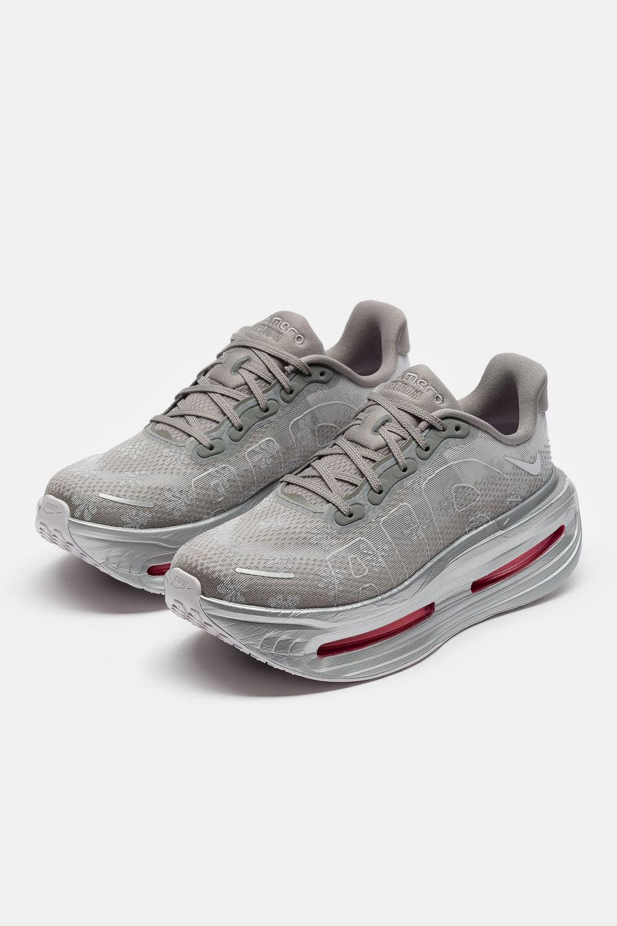 Nike Vomero Premium Sneaker in Geyser Grey/Peony/Metallic Silver - Notre