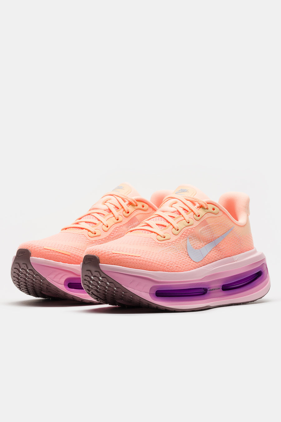 Nike Vomero Premium Sneaker in Tangerine Tint/Tattoo/Bright Crimson - Notre