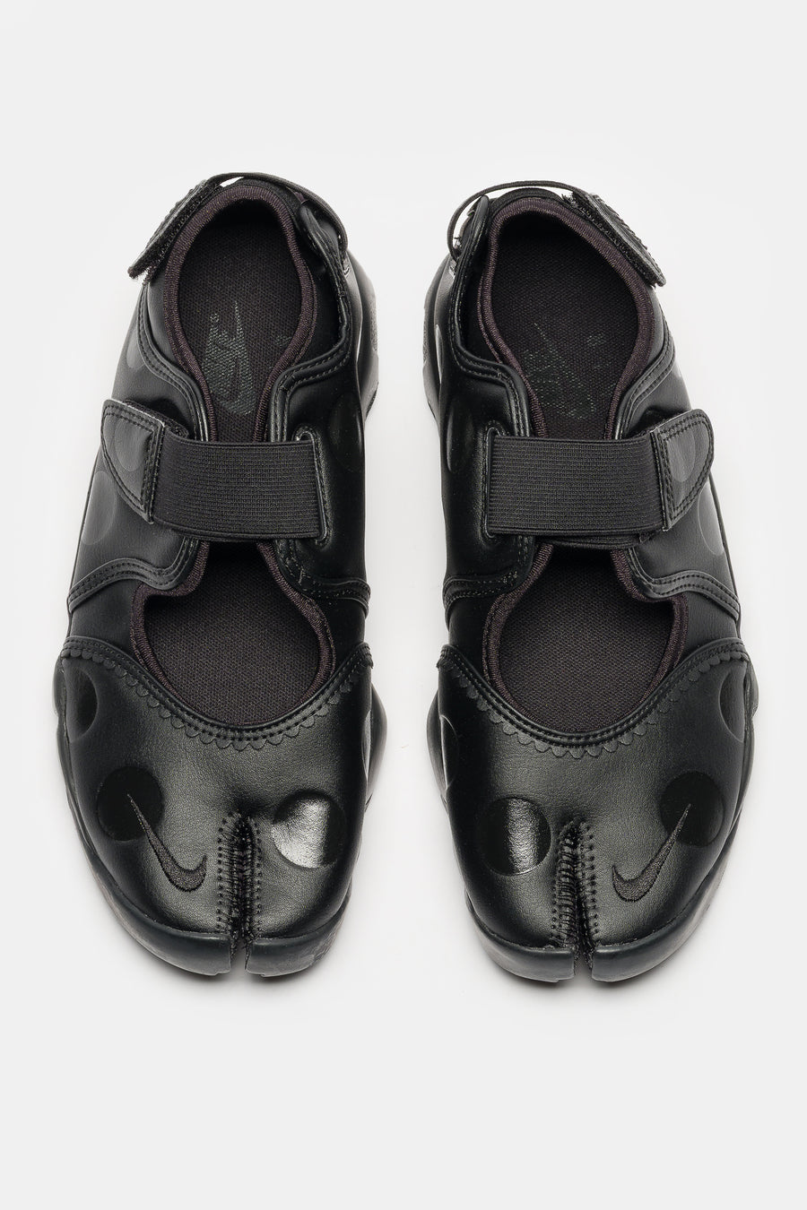 Nike Air Rift Polka Dot Sneaker in Black/Black/Black - Notre