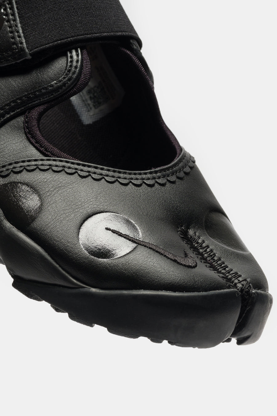 Nike Air Rift Polka Dot Sneaker in Black/Black/Black - Notre