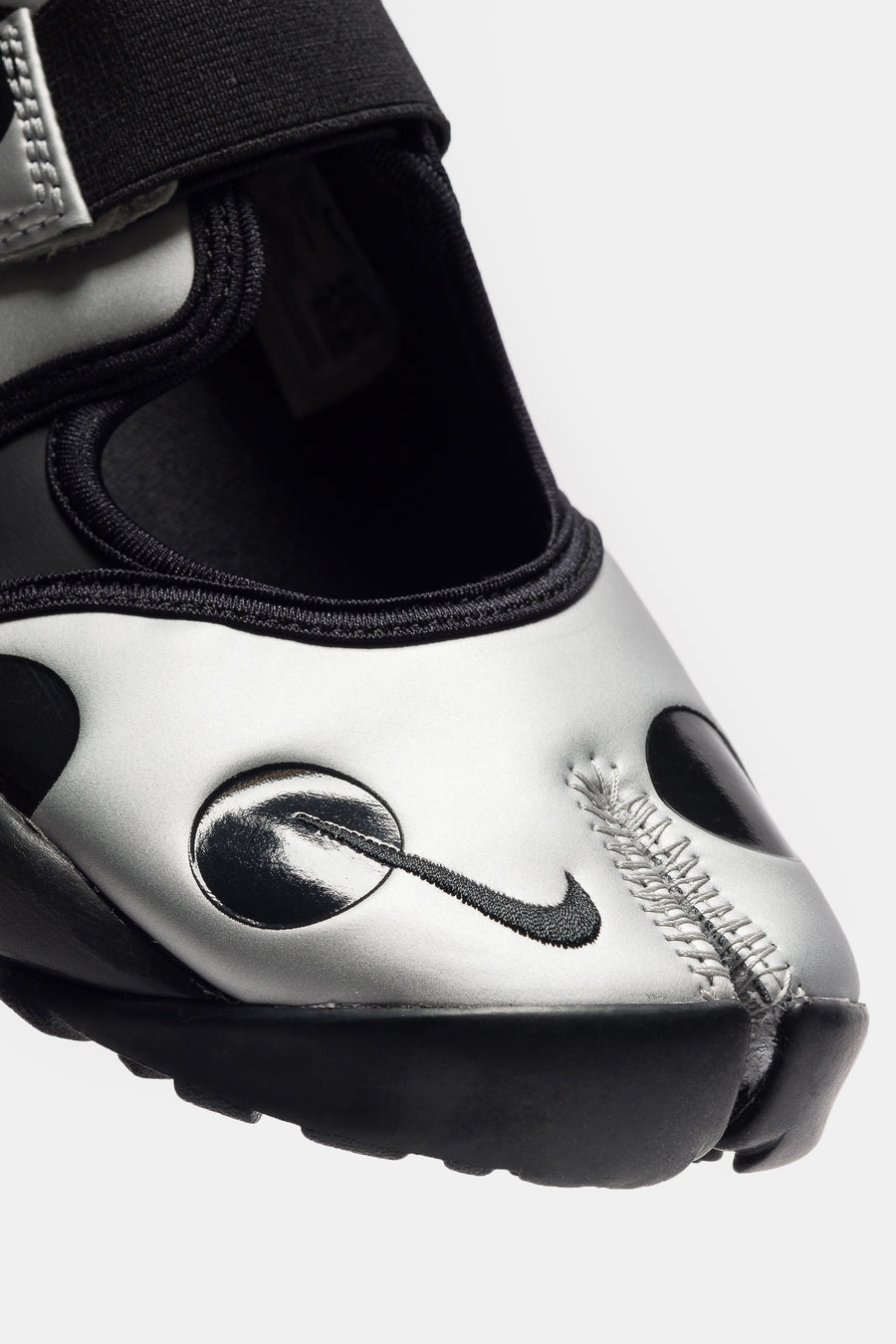Nike Air Rift Sneaker in Black/Black/Metallic Silver - Notre