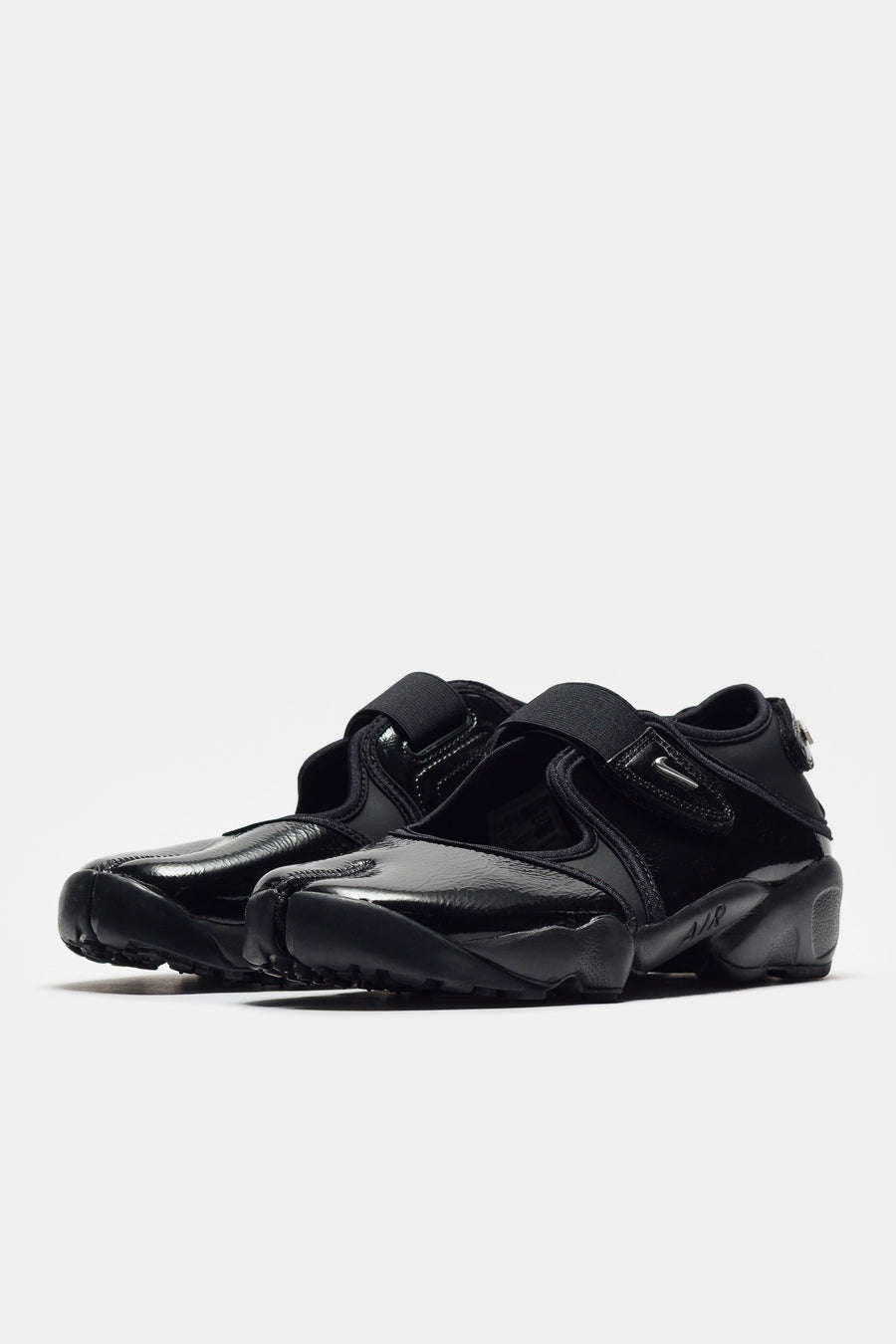 Nike Air Rift Sneaker in Black/Metallic Silver/Black - Notre