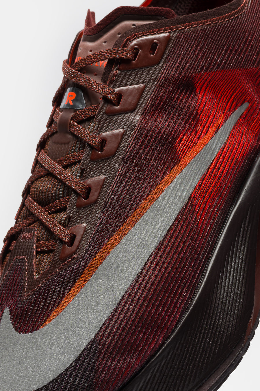 Nike Renegade Vaporfly 4 Sneaker in Brown Basalt/Hyper Crimson - Notre