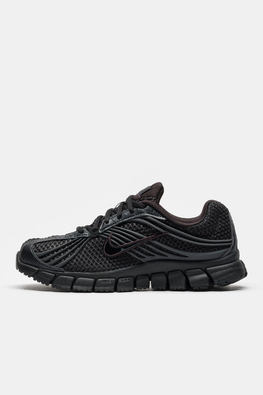 Nike Zoom Skylon 11 Sneaker in Black/Black/Anthracite - Notre