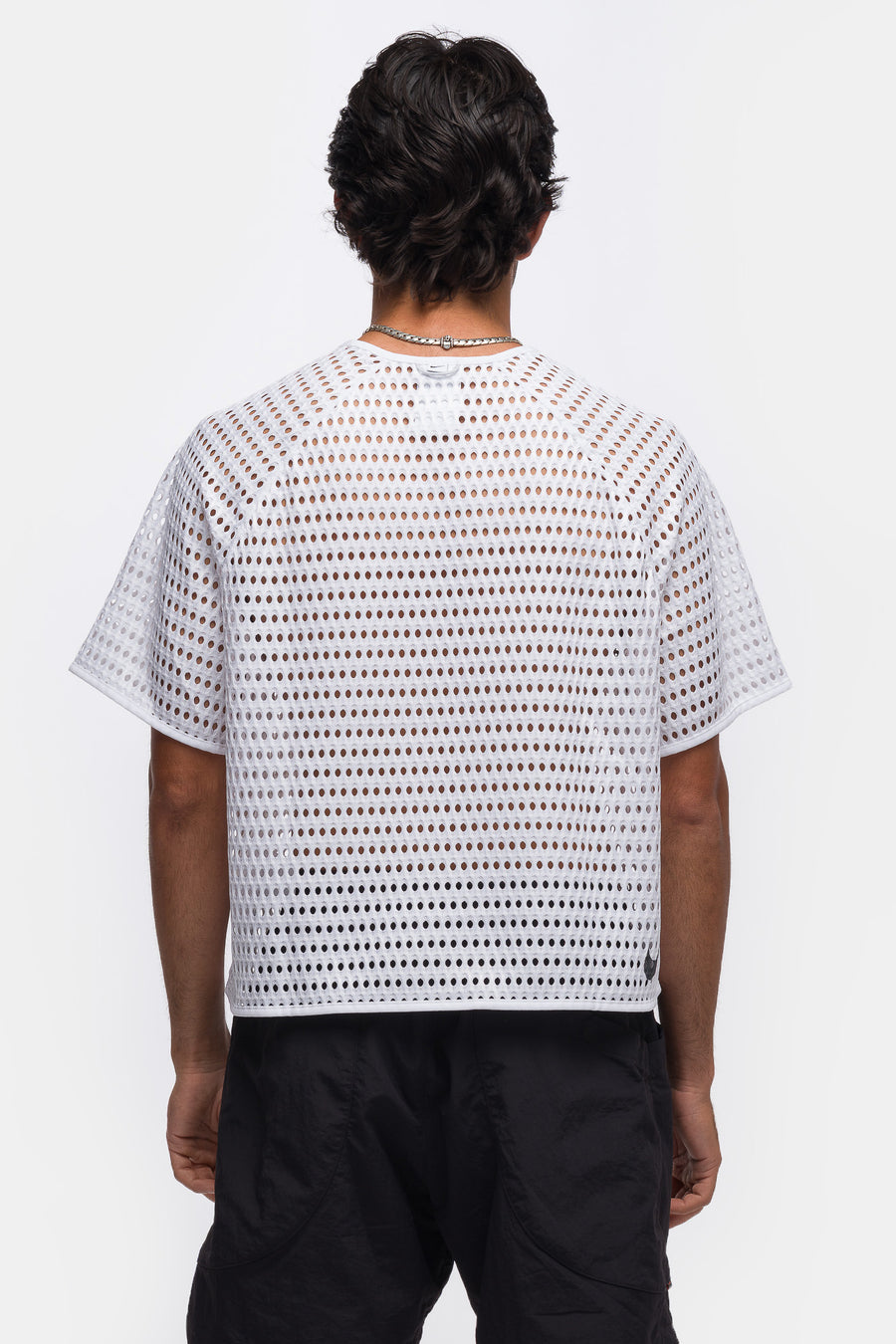 Nike ACG Radical AirFlow Short-Sleeve Trail Running Top in White/Anthracite - Notre