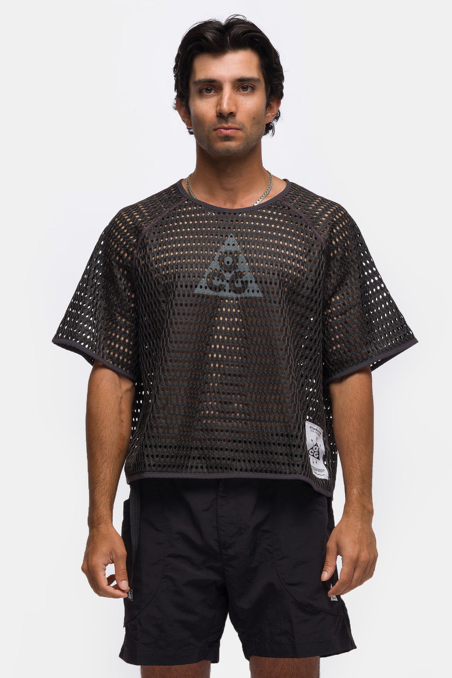 Nike ACG Radical AirFlow Dri-FIT Short-Sleeve Trail Running Top in Anthracite - Notre