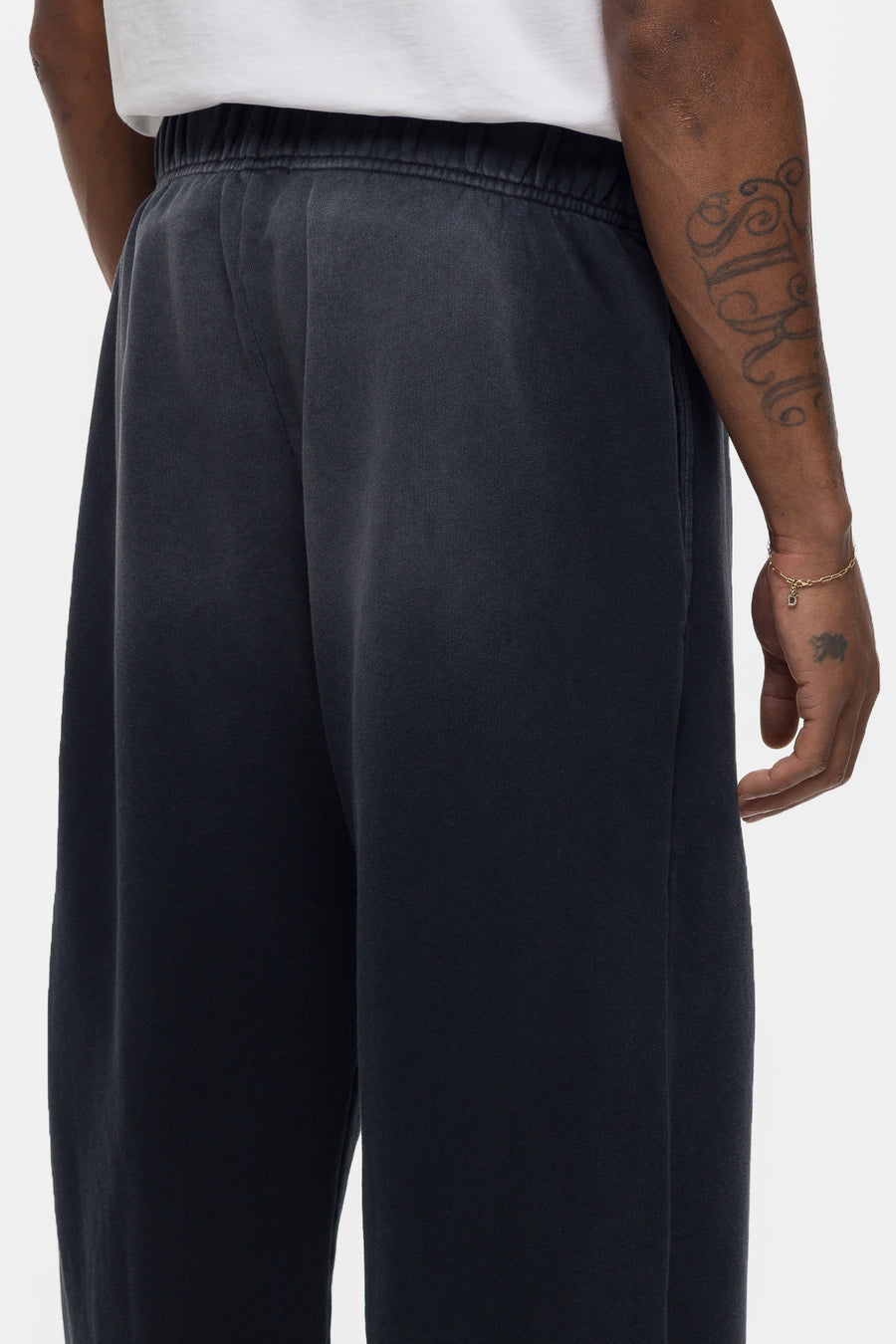 Notre Washed Baggy Sweatpant in Black - Notre