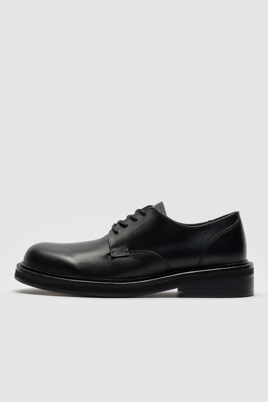 Paracia Mid-Heel Derby Shoe in Calfskin Black - Notre
