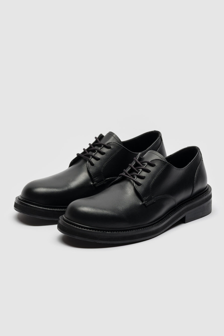Paracia Mid-Heel Derby Shoe in Calfskin Black - Notre