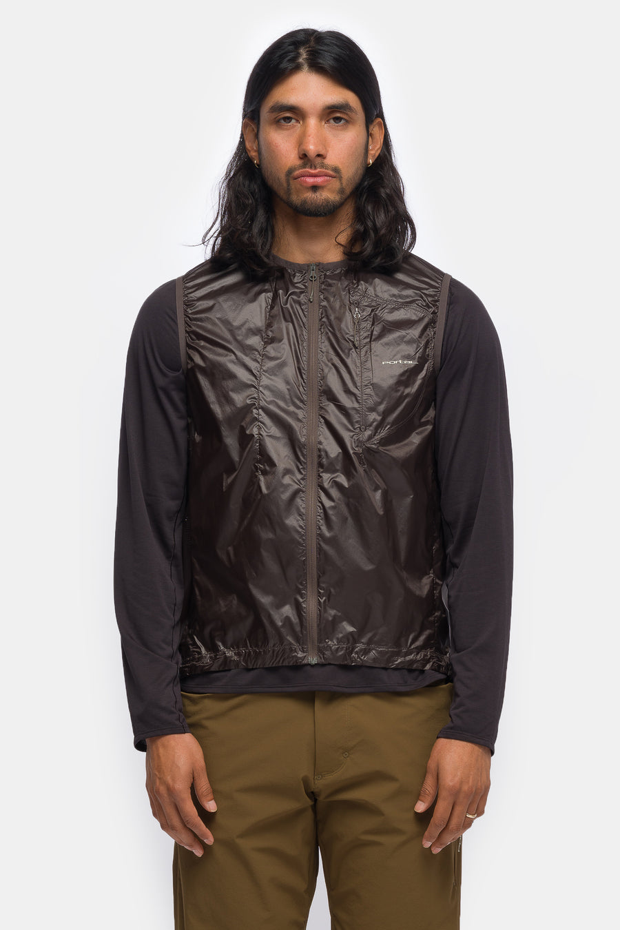 Portal Code Wind Vest in Beluga - Notre