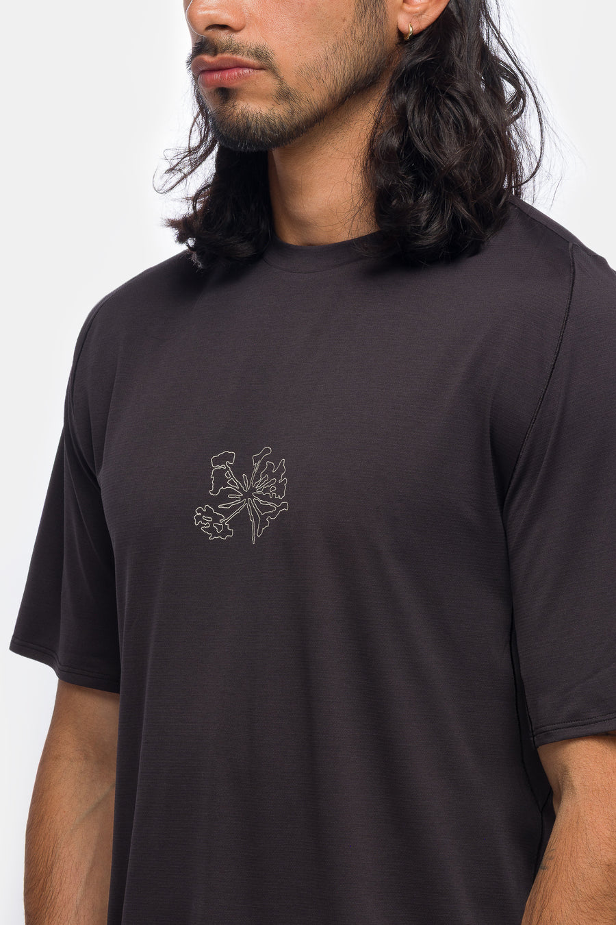 Portal Lateral Peak SS T-Shirt in Black Beauty - Notre