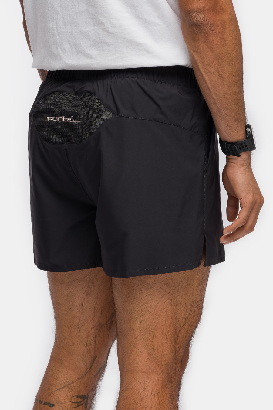 Portal Marka Liner Short in Black Beauty - Notre