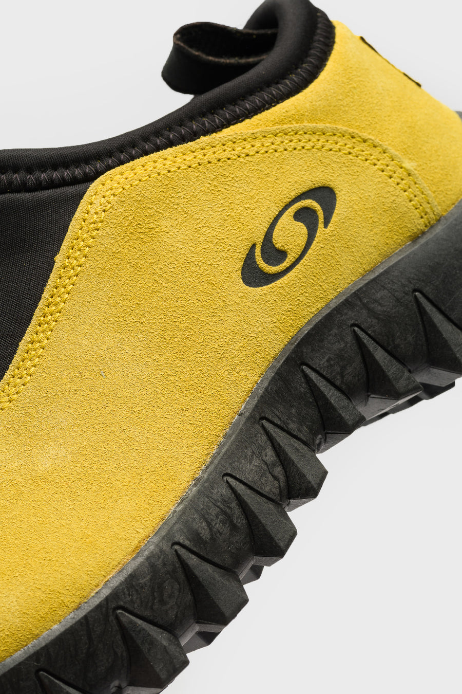 SALOMON ADVANCED Snowclog OG Sneaker in Cyber Yellow/Black/Black - Notre