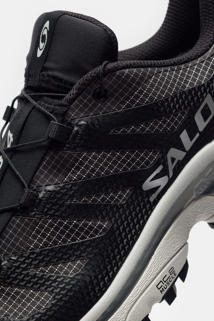 SALOMON ADVANCED XT-4 GTX OG Sneaker in Black/Black/Lunar Rock - Notre