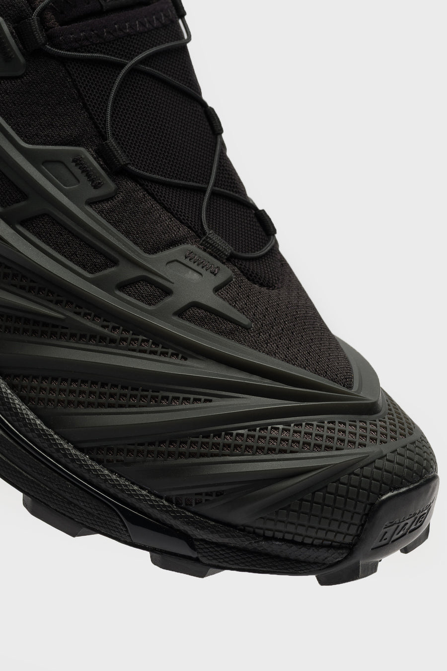 SALOMON ADVANCED XT-Evo Sneaker in Black/Black/Asphalt - Notre