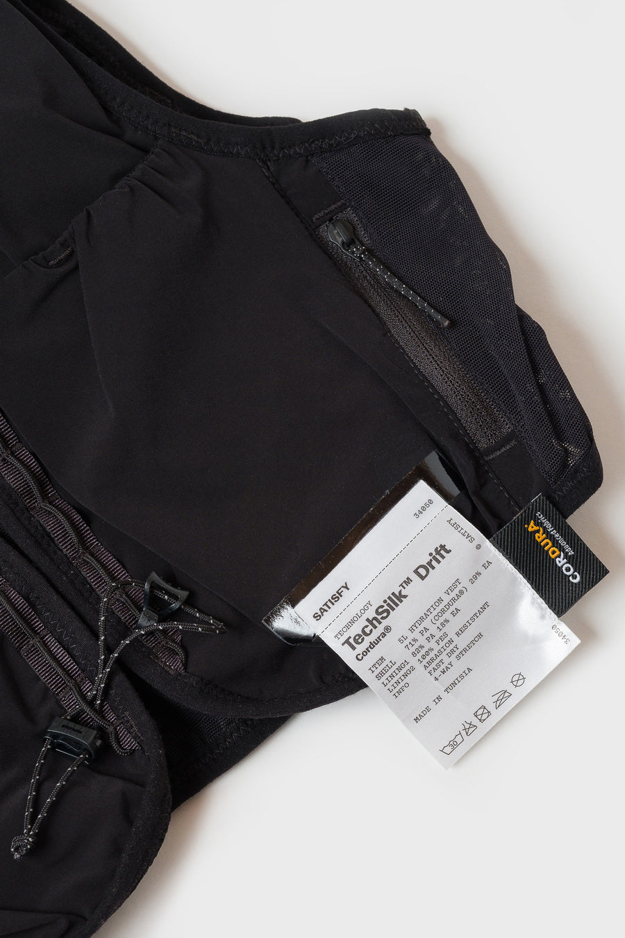 Satisfy TechSilk™ Drift Cordura® 5L Hydration Vest in Black - Notre